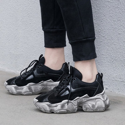 Running platform sneakers