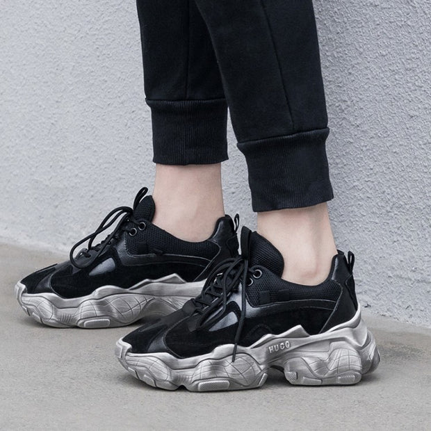 Running platform sneakers