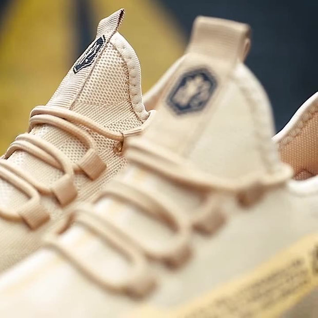 Men Sneakers Lightweight Breathable Walking Shoe